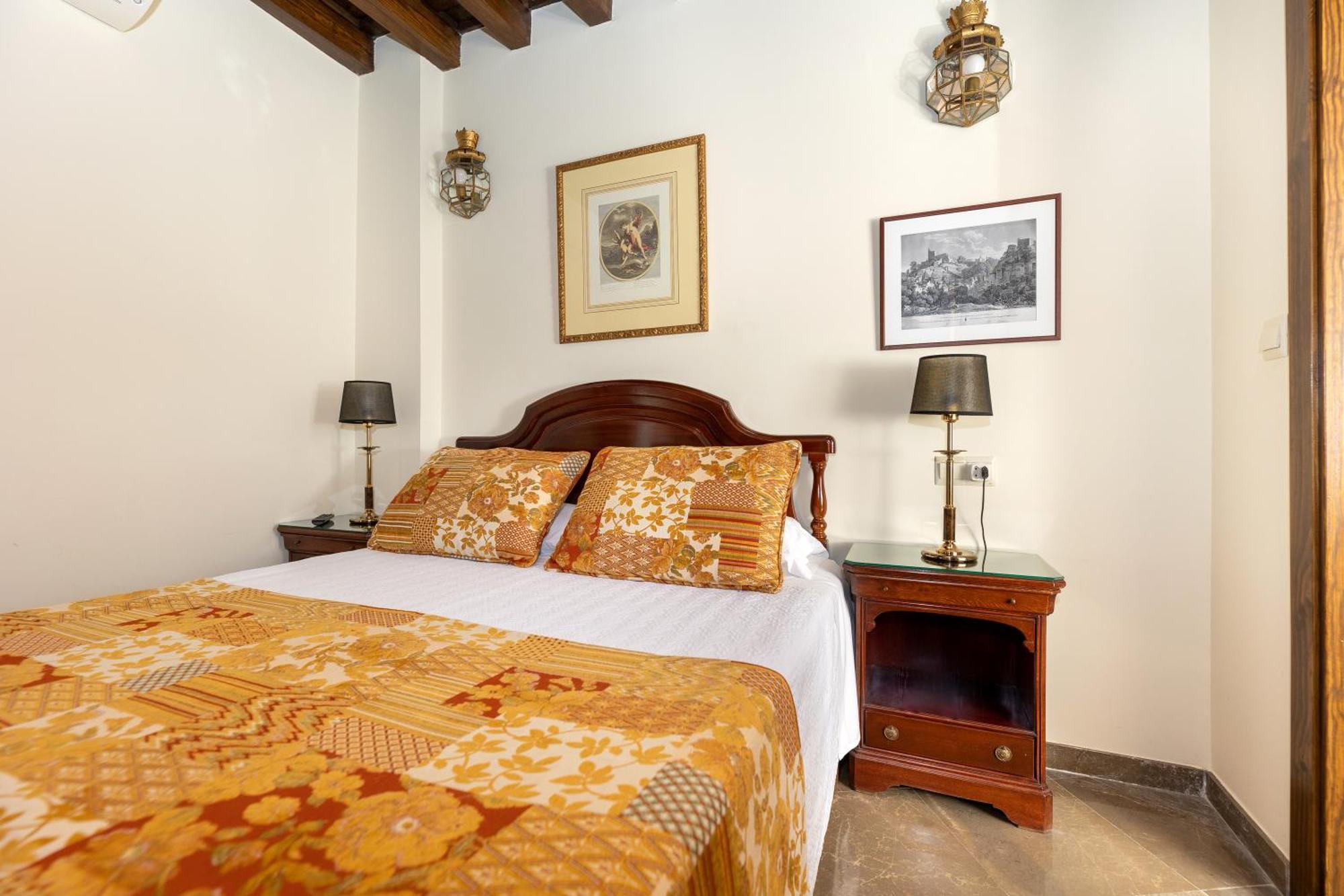 Apartamentos En Pleno Centro, Aljibe Rodrigo Del Campo 1A Granada Exteriér fotografie